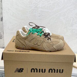 Miumiu x New Balance 530 Classic Sneake